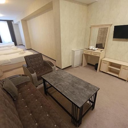 Grand Karavan Hotel 塔什干 外观 照片